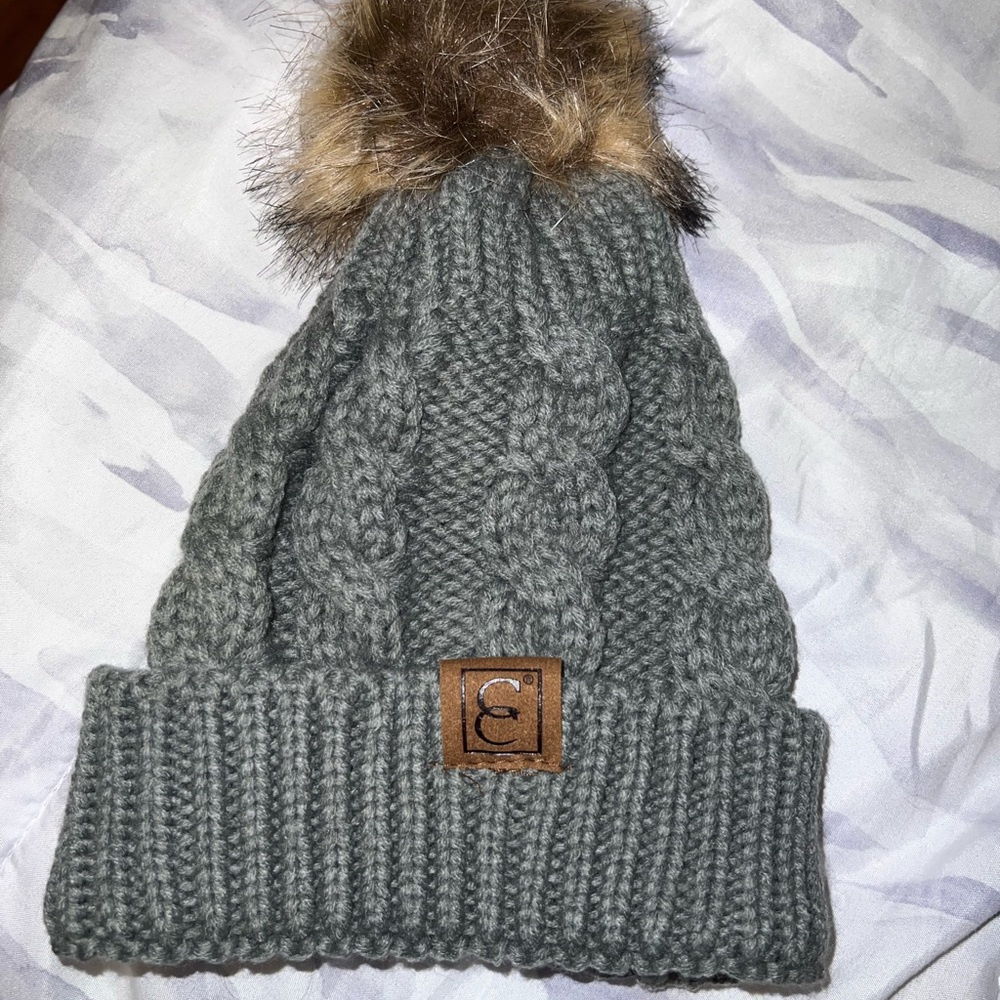 Grey beanie NEW